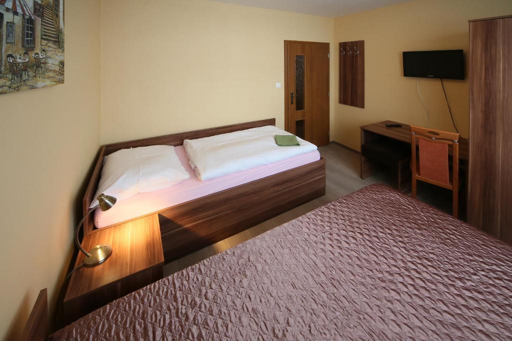 Penzion Na Rozku Sliač Zimmer foto